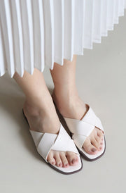 Dawn Overlapping Sliders (Ivory) - Our Daily Avenue